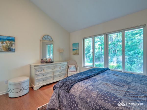 Hamptons Home 1020283