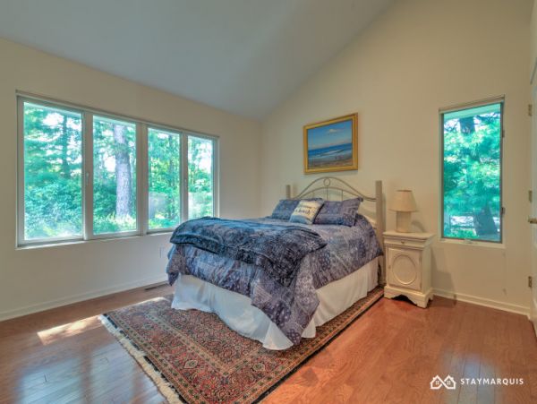 Hamptons Home 1020283