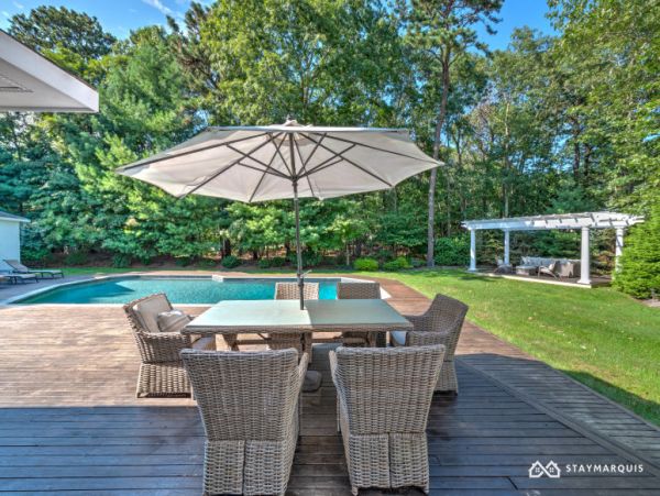 Hamptons Home 1020283
