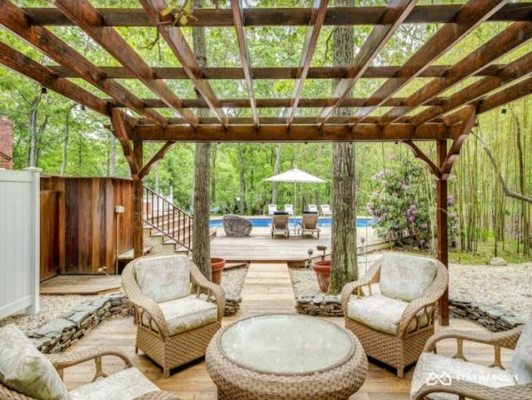 Hamptons Home 1020284
