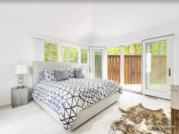 Hamptons Home 1020284