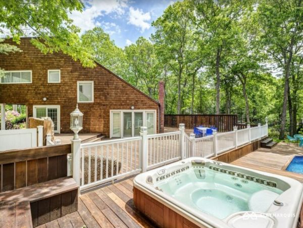 Hamptons Home 1020284