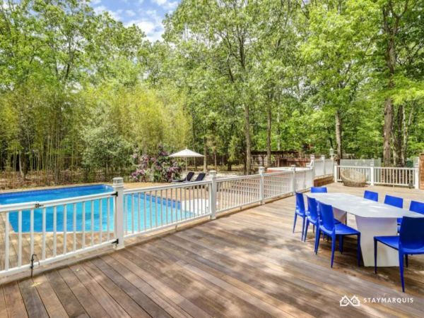 Hamptons Home 1020284