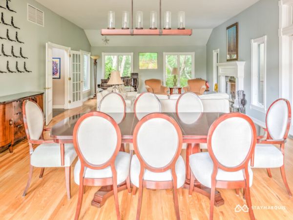 Hamptons Home 1020285