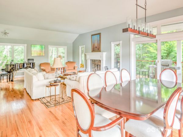 Hamptons Home 1020285