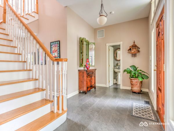 Hamptons Home 1020285