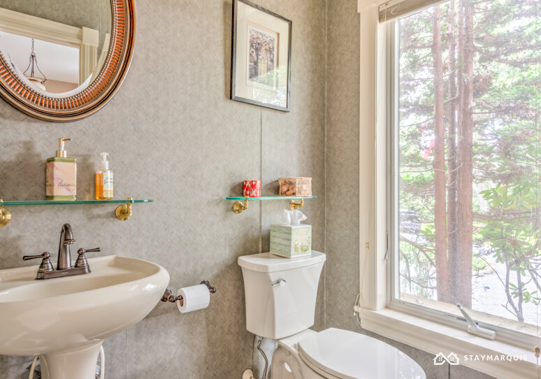 Hamptons Home 1020285