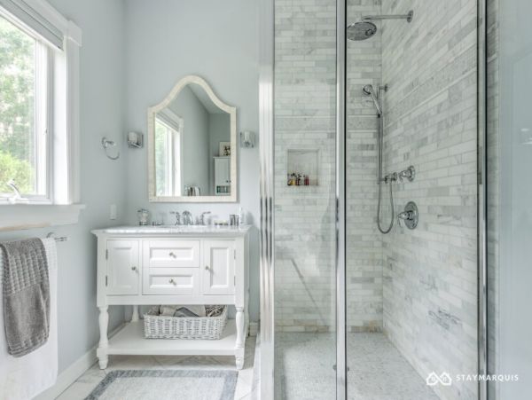 Hamptons Home 1020285