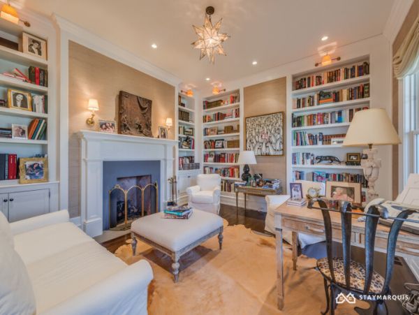 Hamptons Home 1020286