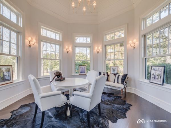 Hamptons Home 1020286