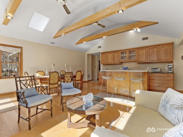 Hamptons Home 1020287
