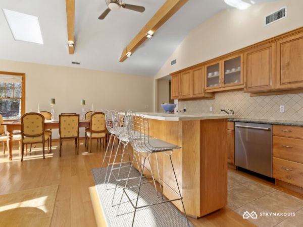 Hamptons Home 1020287