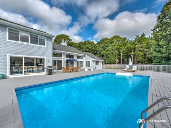 Hamptons Home 1020288