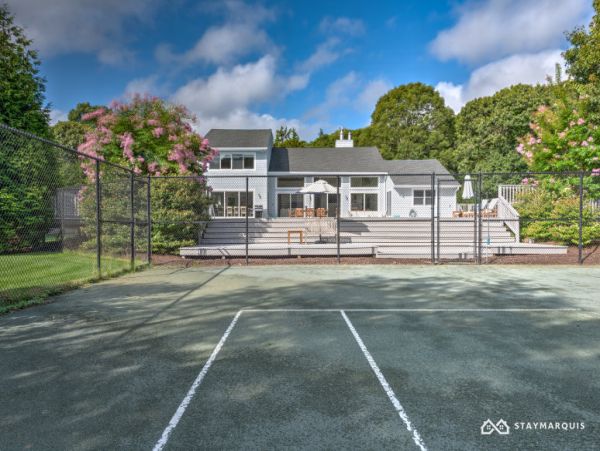 Hamptons Home 1020288