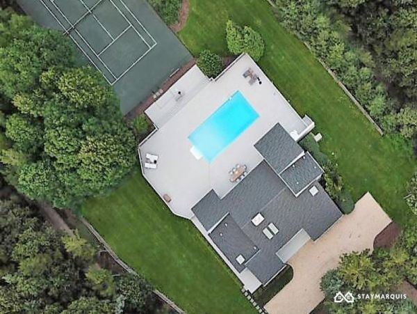 Hamptons Home 1020288