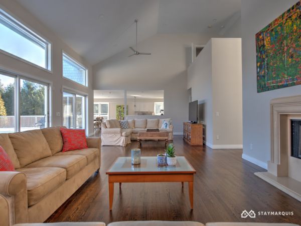Hamptons Home 1020288