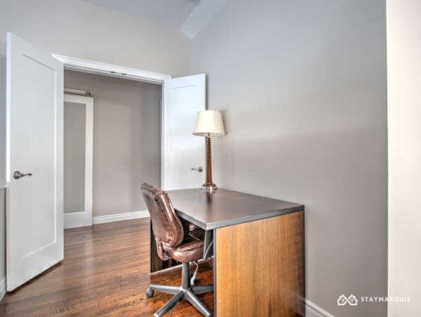 Hamptons Home 1020288