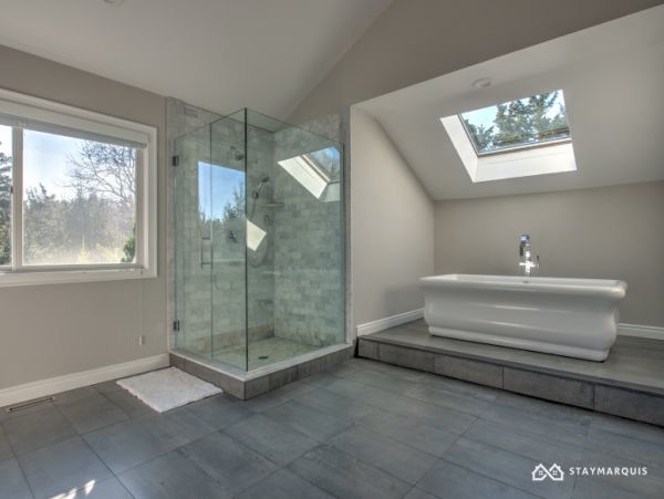 Hamptons Home 1020288
