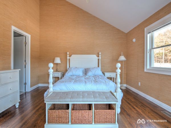 Hamptons Home 1020288