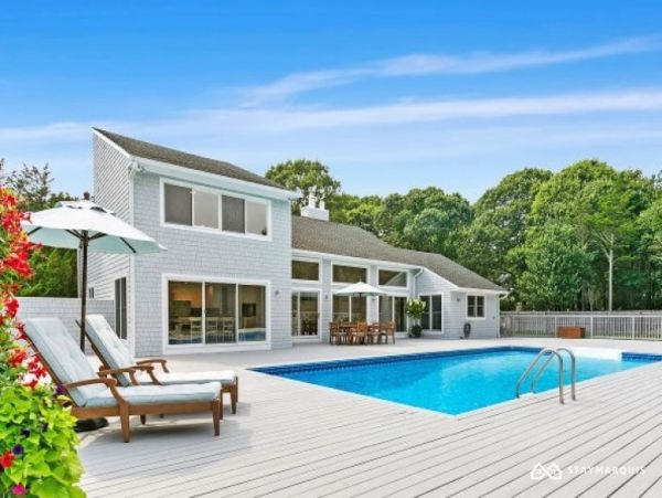 Hamptons Home 1020288