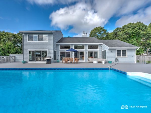 Hamptons Home 1020288