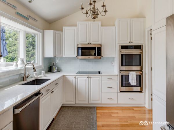 Hamptons Home 1020289