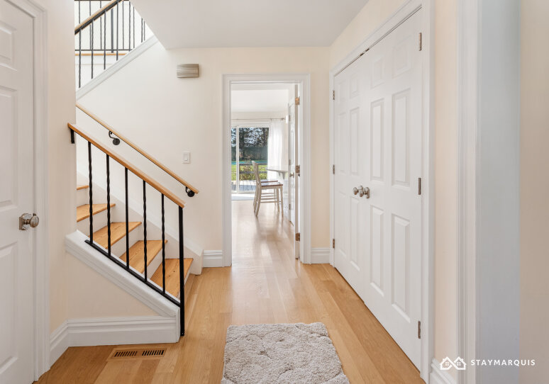 Hamptons Home 1020289