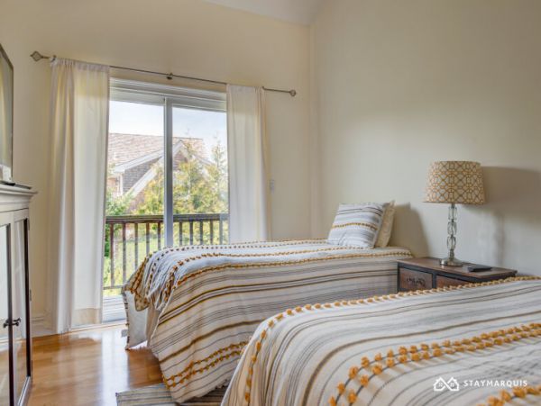 Hamptons Home 1020289