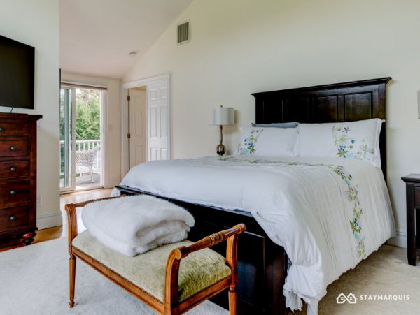 Hamptons Home 1020289