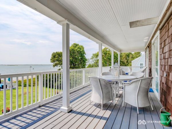 Hamptons Home 1020290