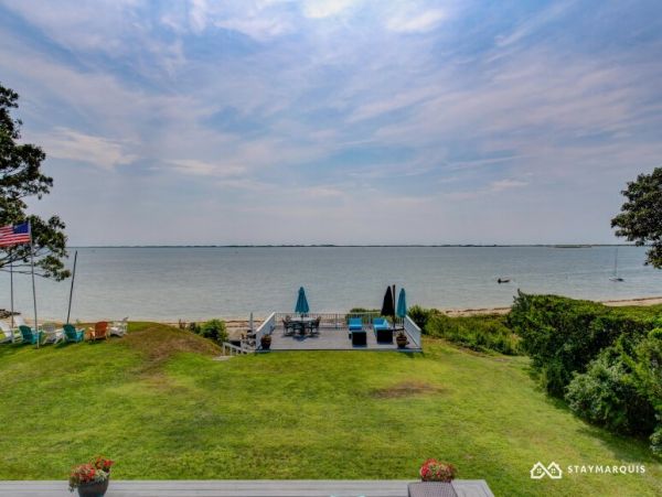 Hamptons Home 1020290