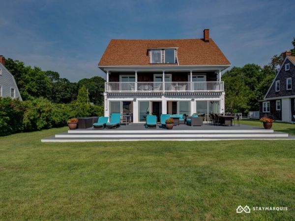 Hamptons Home 1020290