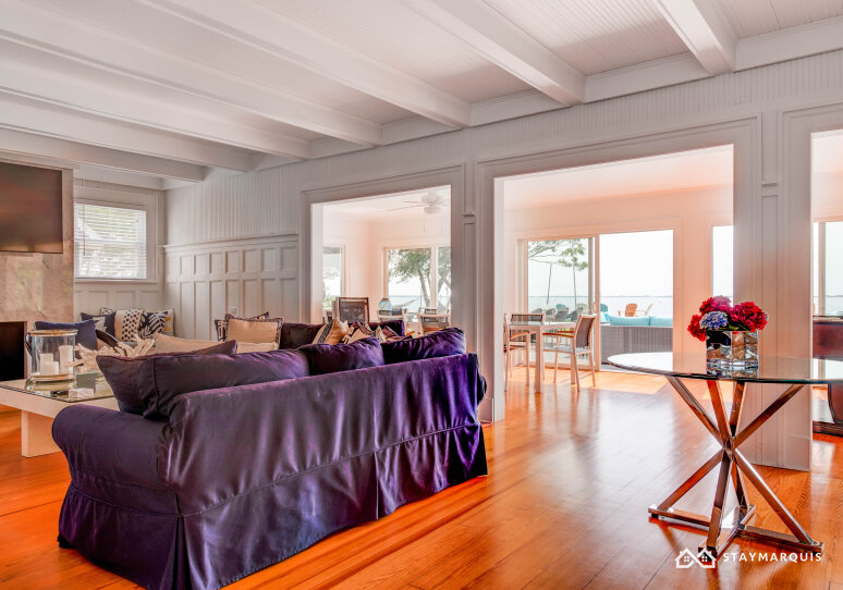 Hamptons Home 1020290