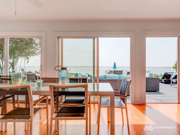 Hamptons Home 1020290