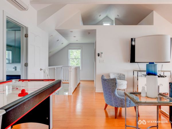 Hamptons Home 1020290
