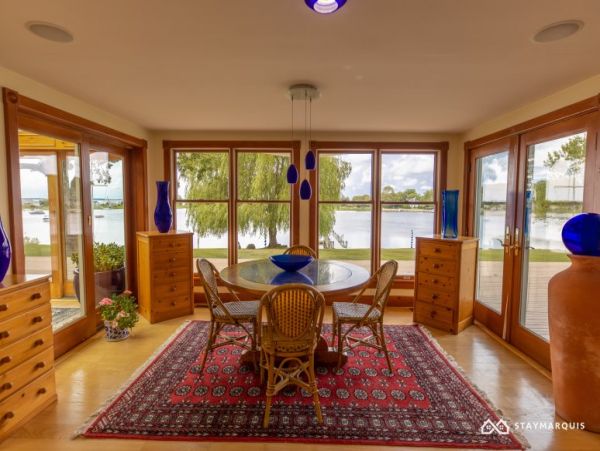 Hamptons Home 1020291