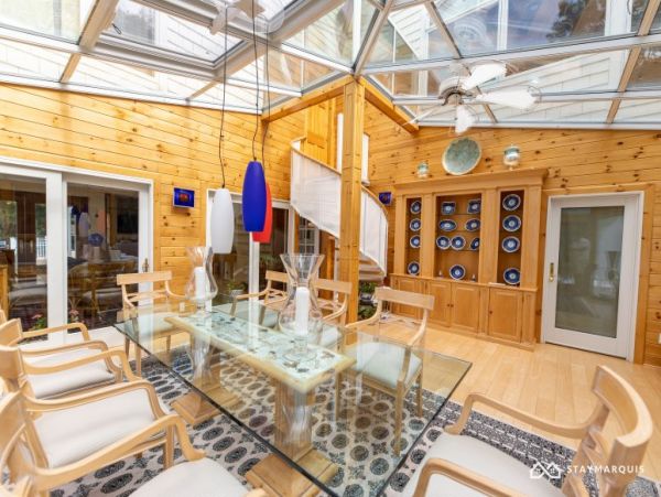 Hamptons Home 1020291