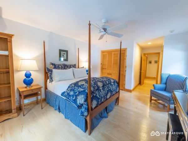 Hamptons Home 1020291
