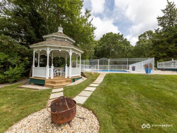 Hamptons Home 1020291
