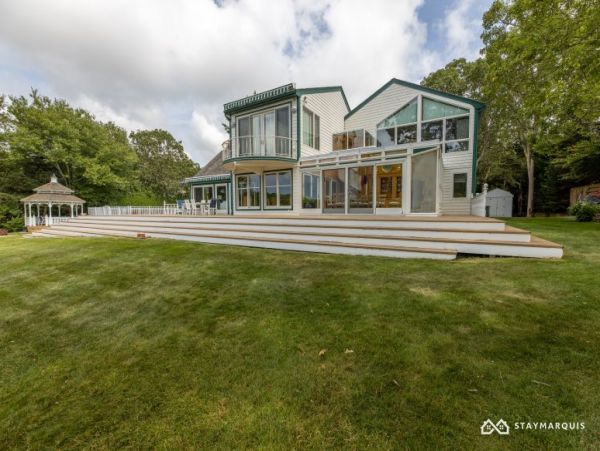Hamptons Home 1020291