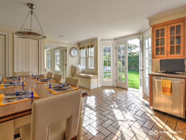 Hamptons Home 1020292