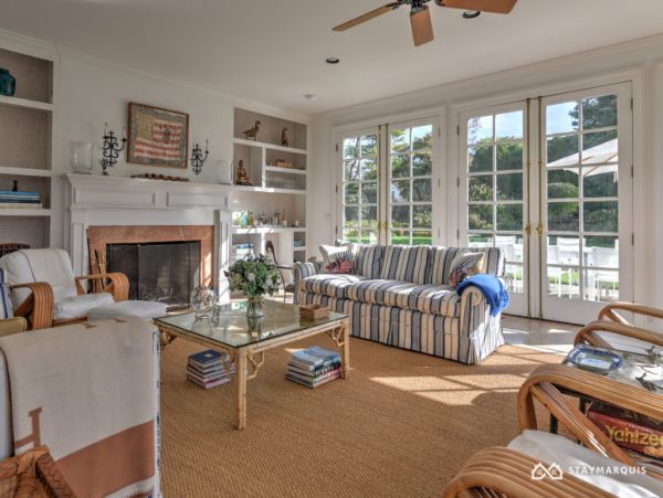 Hamptons Home 1020292