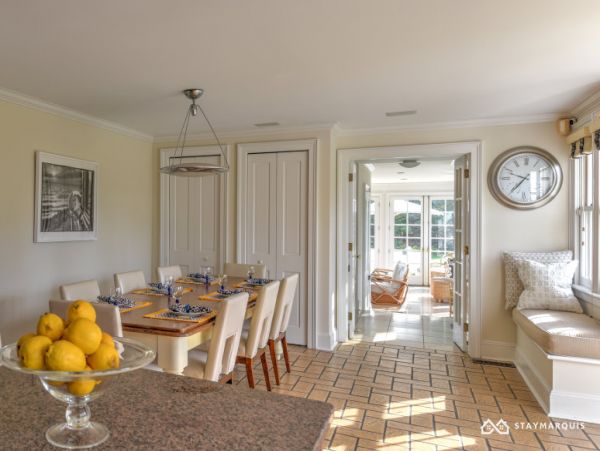 Hamptons Home 1020292