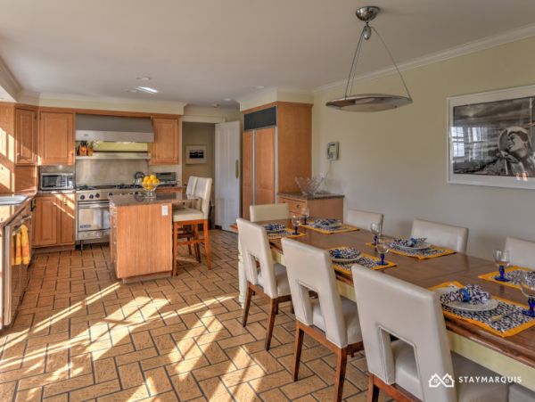 Hamptons Home 1020292