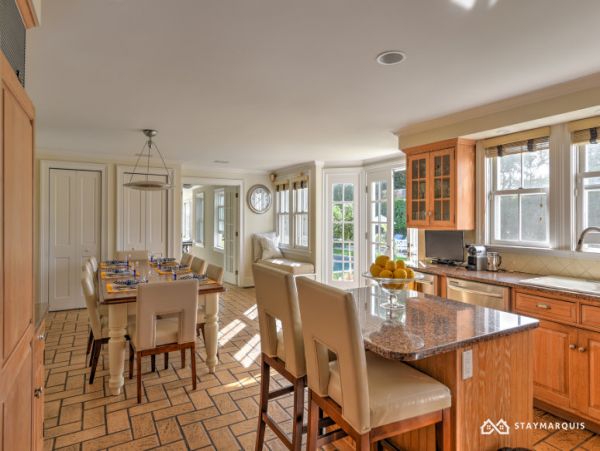 Hamptons Home 1020292