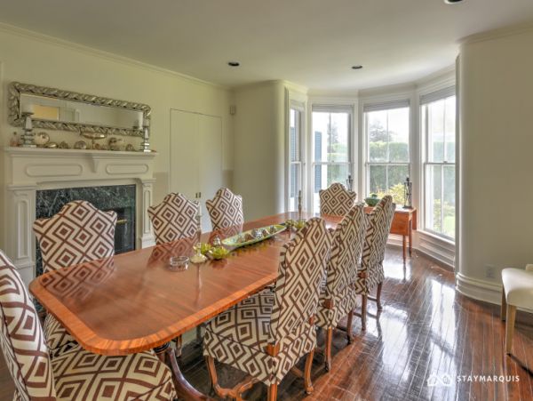 Hamptons Home 1020292