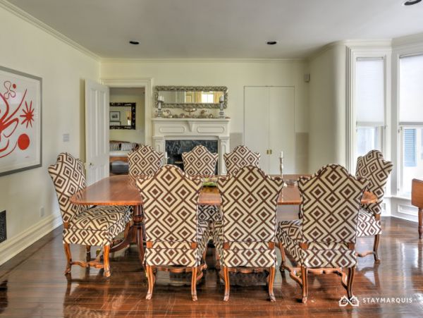 Hamptons Home 1020292