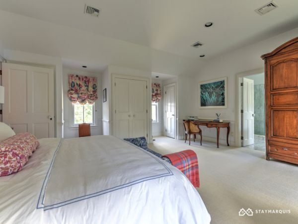 Hamptons Home 1020292