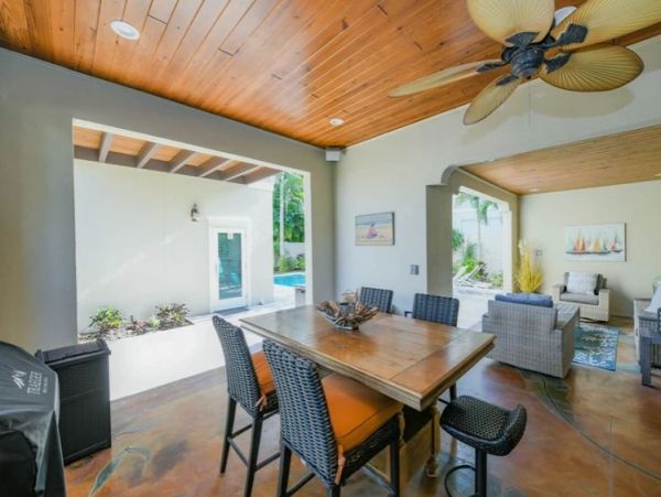 Anna Maria Island Holmes Beach Home 1020293