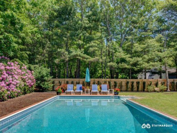 Hamptons Home 1020294